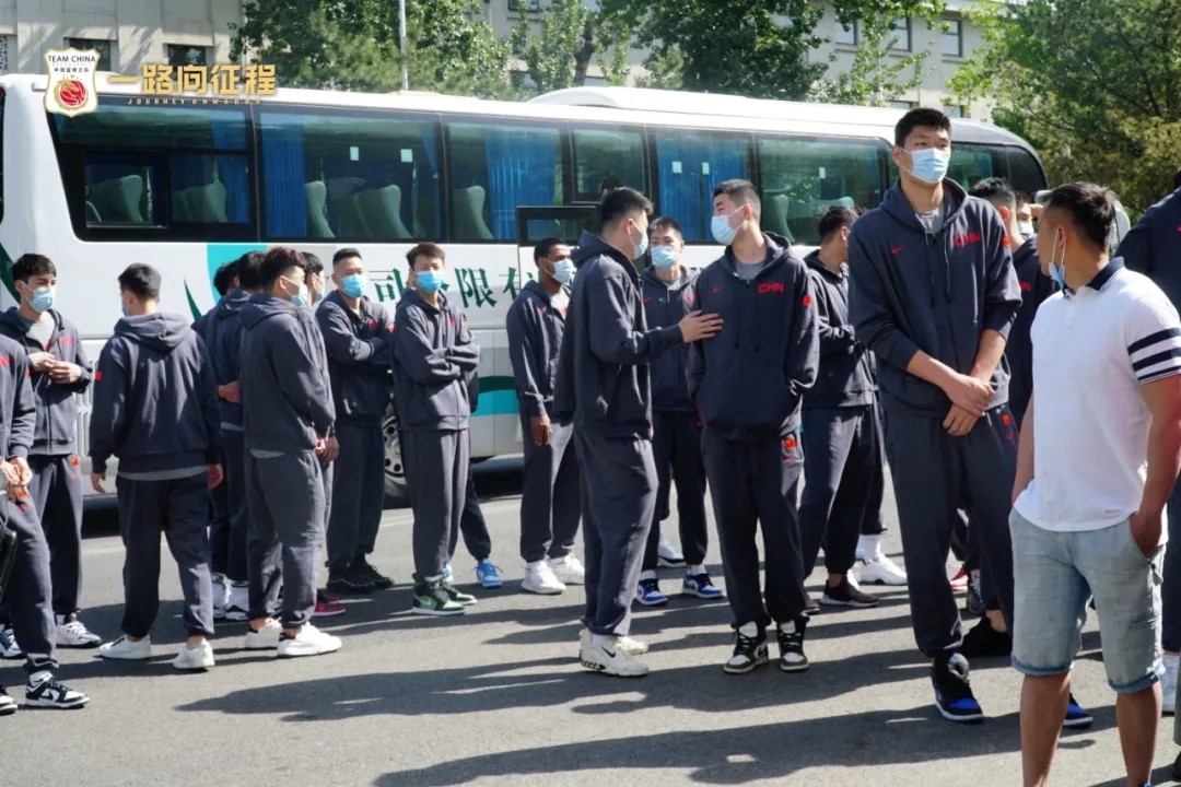 如何设计适合不同年龄段的比赛训练课程_0